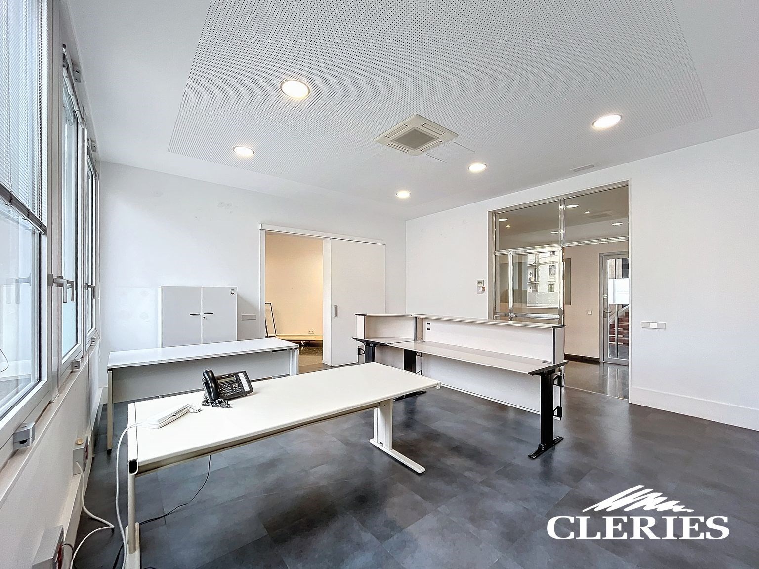 /RealEstateImages/6603/Oficinas_Alquiler_SagradaFamilia_Barcelona_03 [Resolucion de Escritorio].jpg